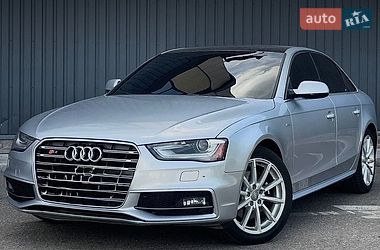 Седан Audi A4 2015 в Николаеве