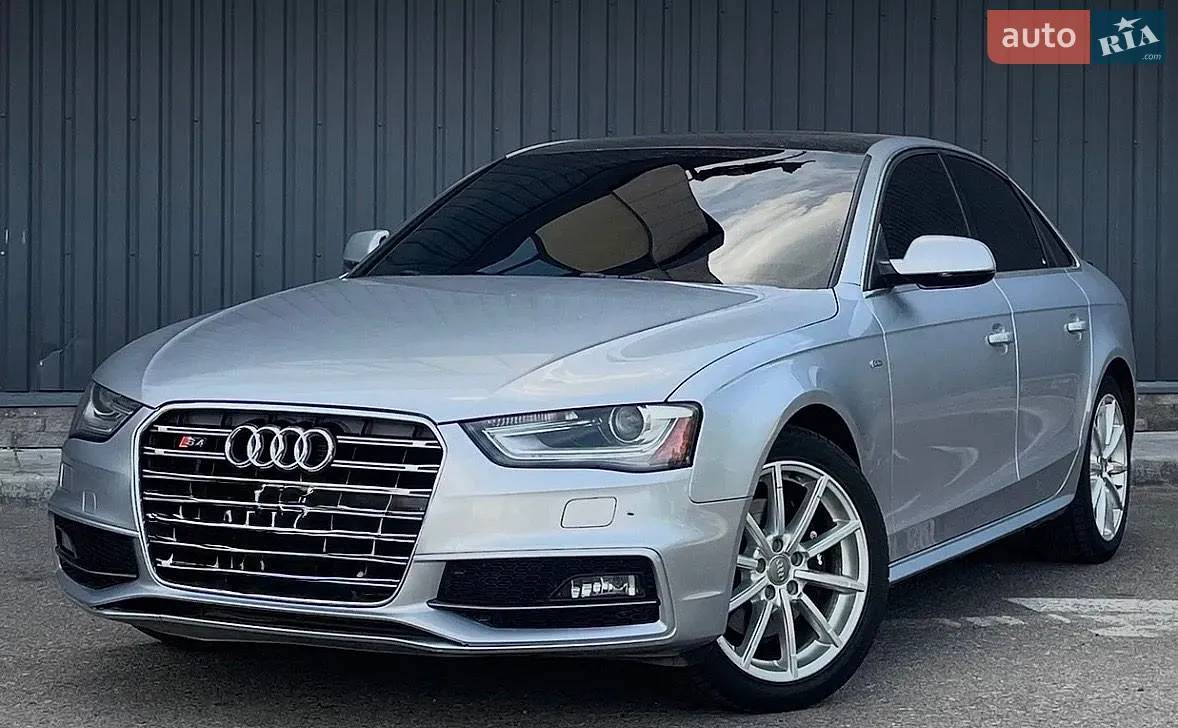 2015 Audi A4 - фото 1