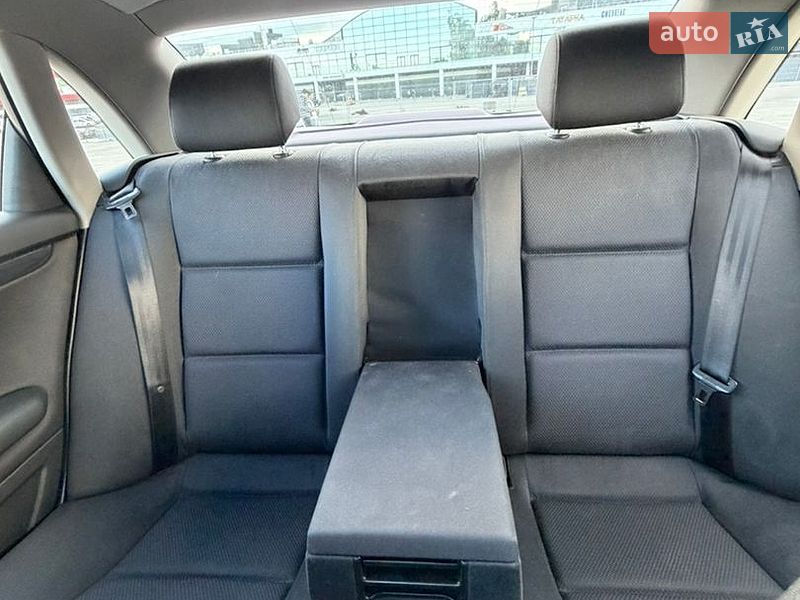 Седан Audi A4 2003 в Киеве