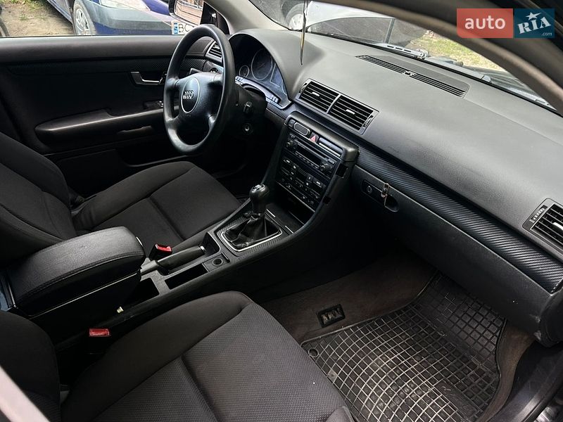 Универсал Audi A4 2001 в Жовкве