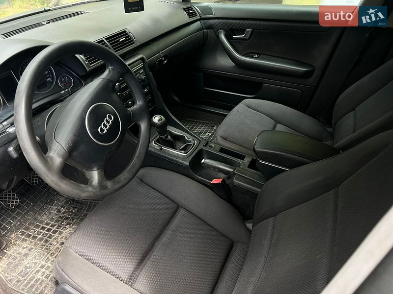 Универсал Audi A4 2001 в Жовкве