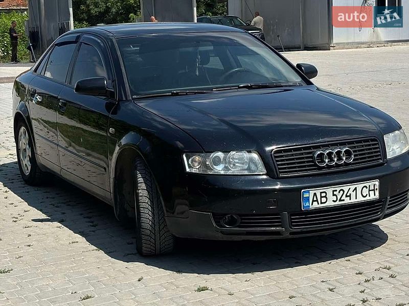 Седан Audi A4 2003 в Борщеві