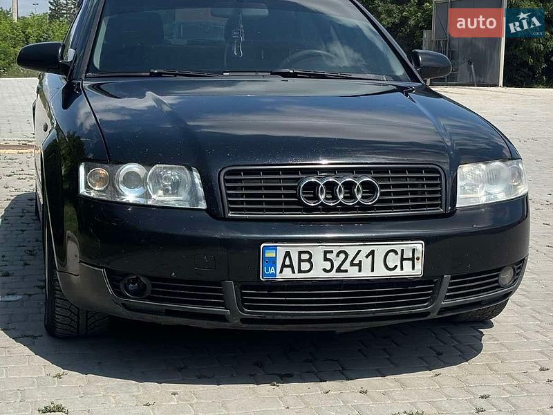 Седан Audi A4 2003 в Борщеві