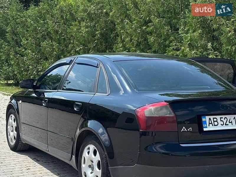 Седан Audi A4 2003 в Борщеві