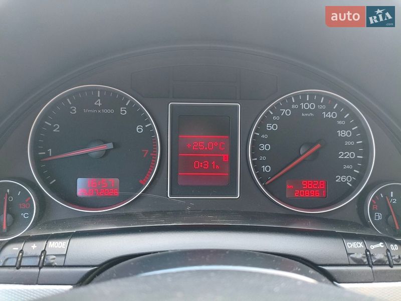 Седан Audi A4 2001 в Ивано-Франковске
