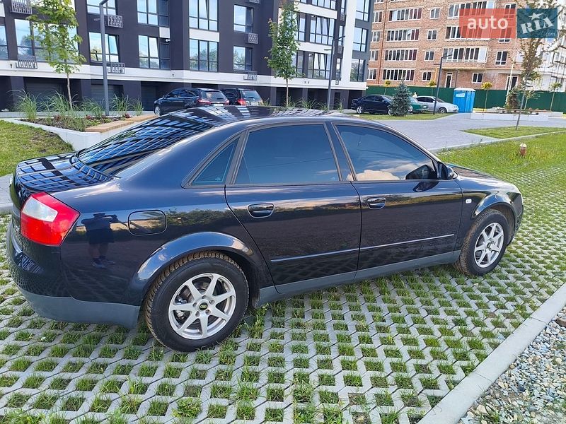 Седан Audi A4 2001 в Ивано-Франковске