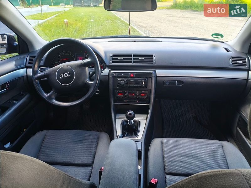 Седан Audi A4 2001 в Ивано-Франковске