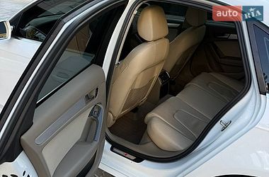 Седан Audi A4 2012 в Киеве