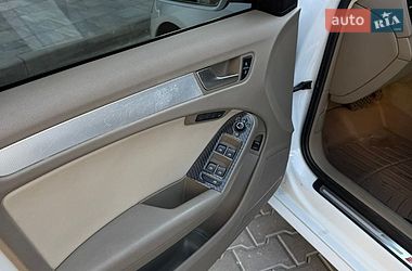 Седан Audi A4 2012 в Киеве