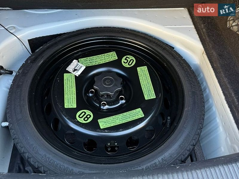 Седан Audi A4 2012 в Киеве