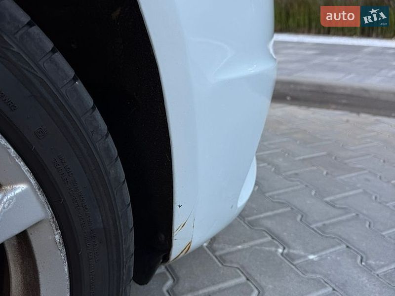 Седан Audi A4 2012 в Киеве
