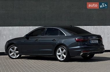 Седан Audi A4 2021 в Тернополі
