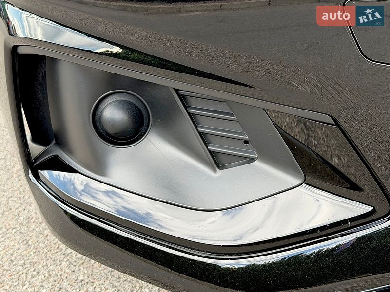 Седан Audi A4 2024 в Києві