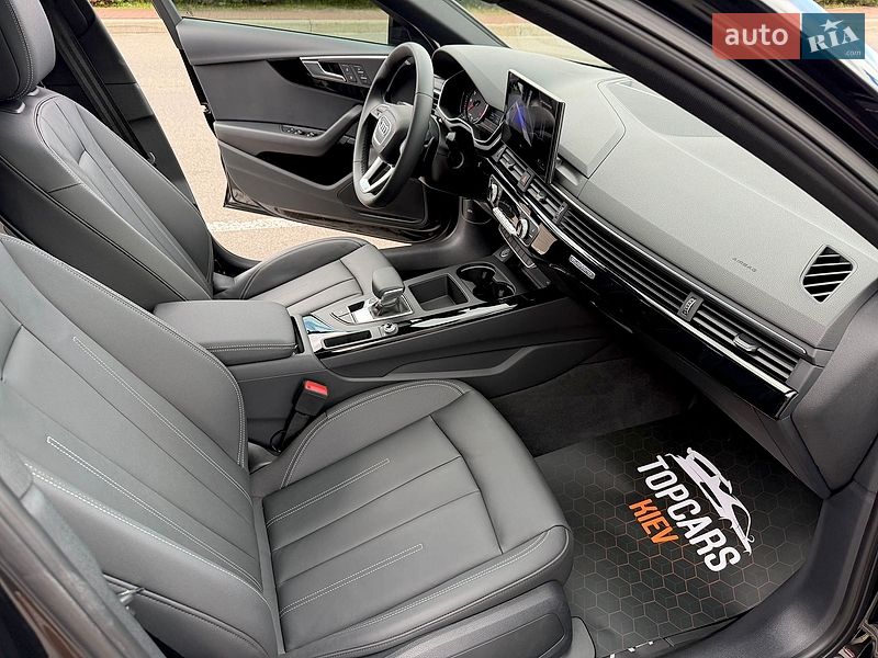 Седан Audi A4 2024 в Києві