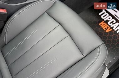 Седан Audi A4 2024 в Києві