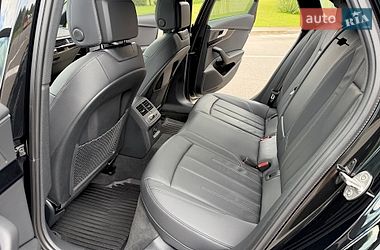 Седан Audi A4 2024 в Києві