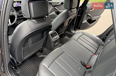 Седан Audi A4 2024 в Києві