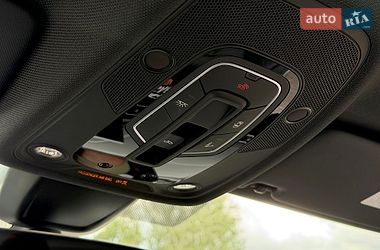 Седан Audi A4 2024 в Києві