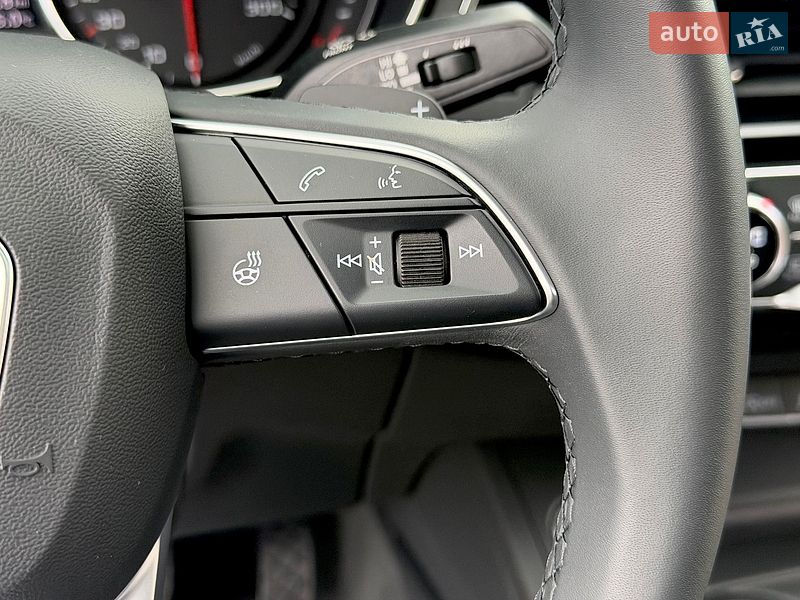 Седан Audi A4 2024 в Києві