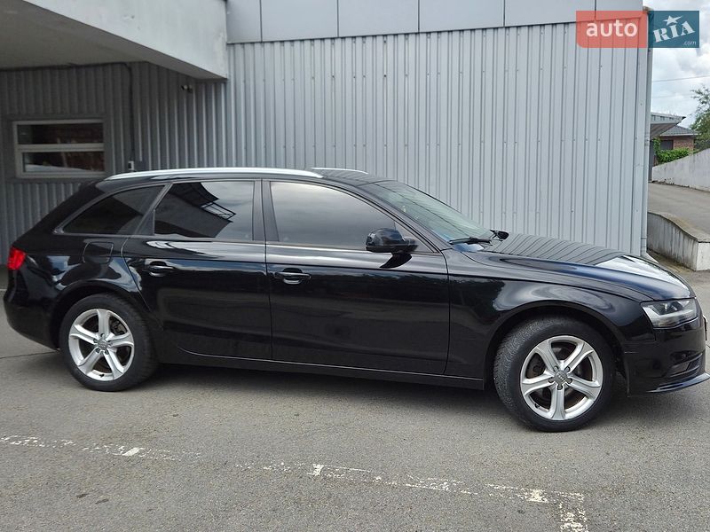 Универсал Audi A4 2013 в Чернигове
