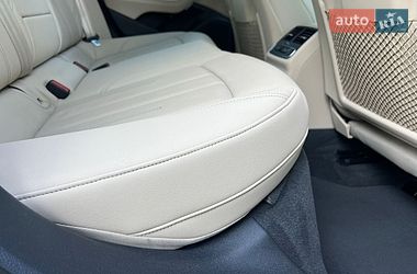 Седан Audi A4 2022 в Мукачевому