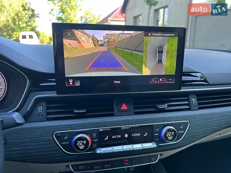 Седан Audi A4 2022 в Мукачевому
