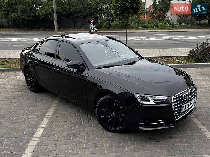 Седан Audi A4 2016 в Ивано-Франковске