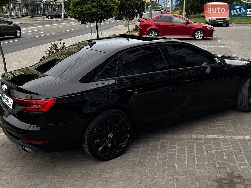Седан Audi A4 2016 в Ивано-Франковске