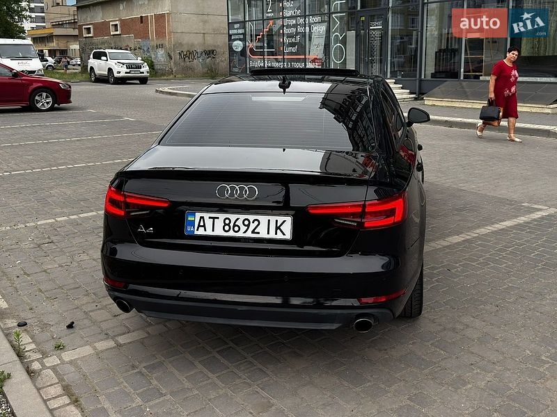 Седан Audi A4 2016 в Ивано-Франковске