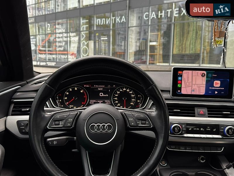 Седан Audi A4 2016 в Ивано-Франковске