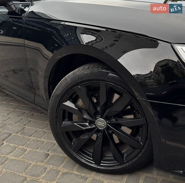 Седан Audi A4 2016 в Ивано-Франковске
