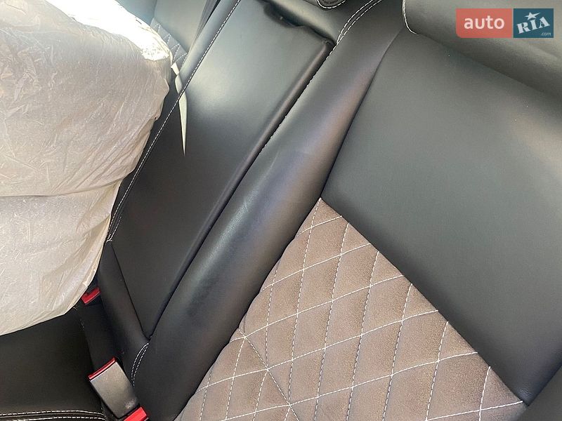 Седан Audi A4 2006 в Києві