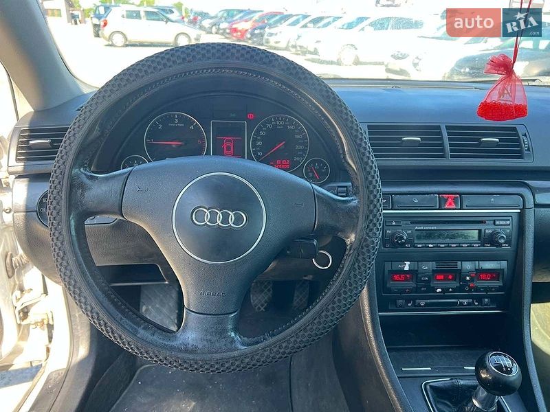 Универсал Audi A4 2003 в Львове