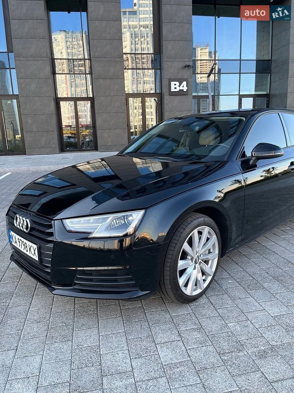 2016 Audi A4 - мініатюра 12