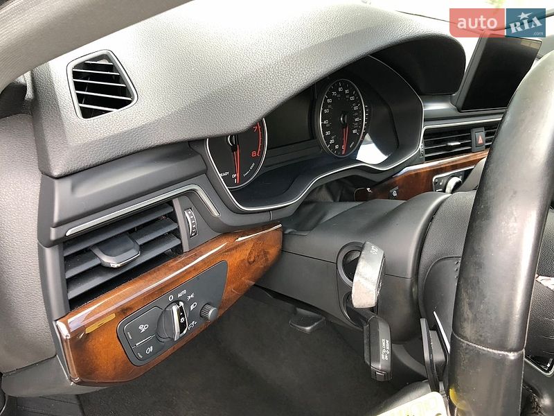 Седан Audi A4 2017 в Ирпене