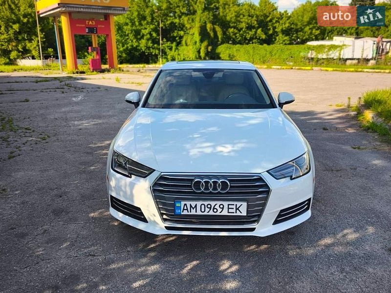 Седан Audi A4 2016 в Харкові
