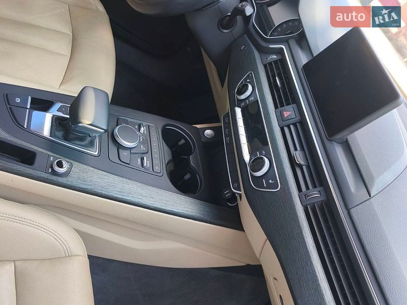 Седан Audi A4 2016 в Харкові
