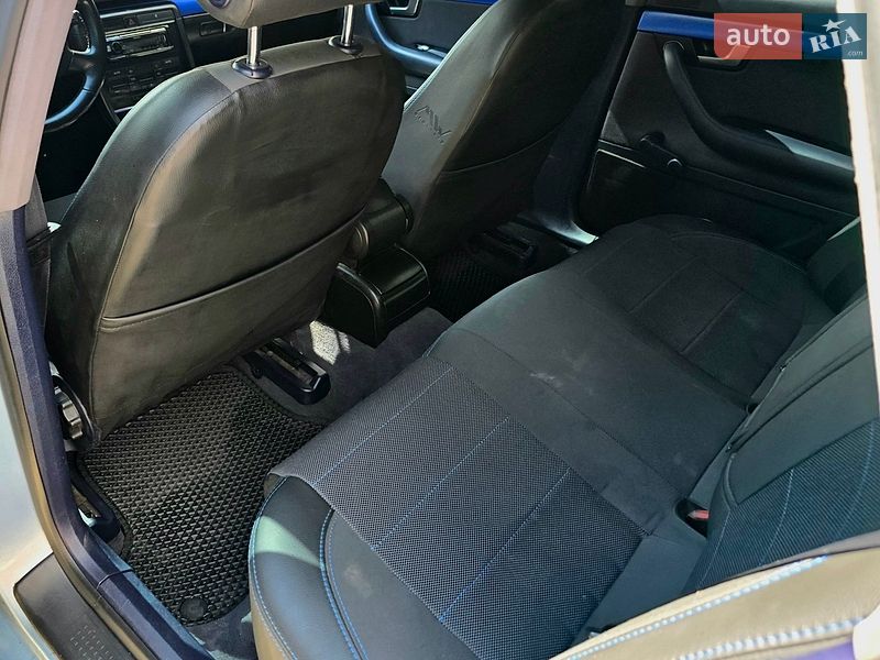 Универсал Audi A4 2001 в Харькове