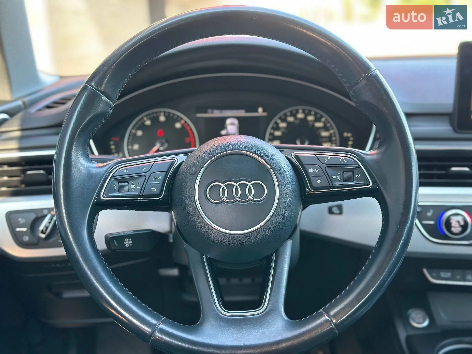 2016 Audi A4 - мініатюра 15