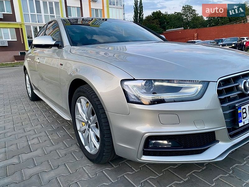 Седан Audi A4 2014 в Полтаве