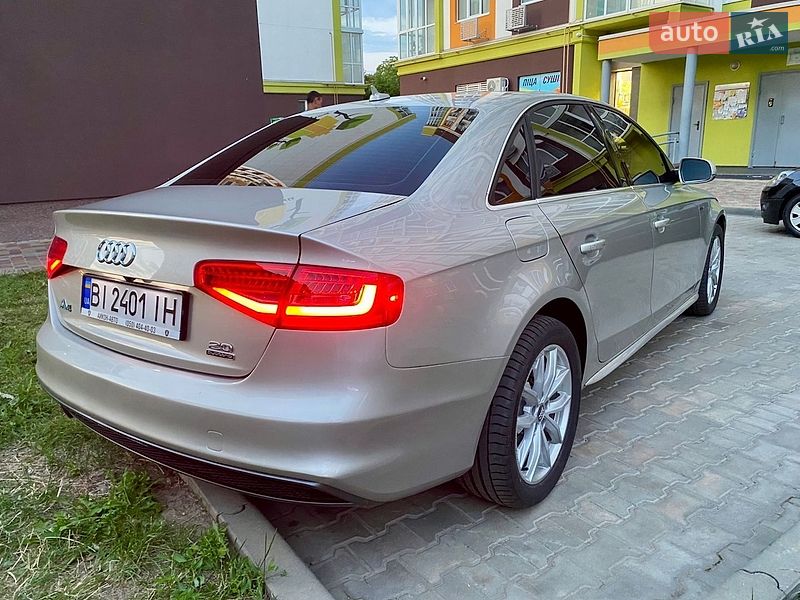 Седан Audi A4 2014 в Полтаве
