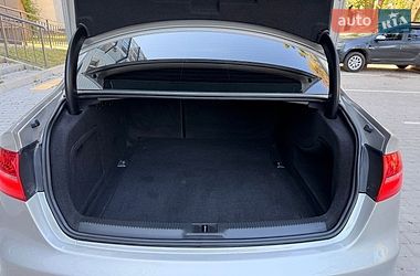 Седан Audi A4 2014 в Полтаве