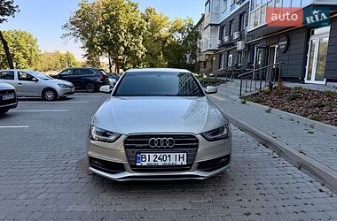 Седан Audi A4 2014 в Полтаве