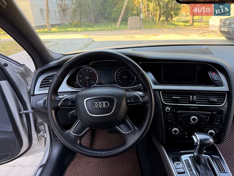 Седан Audi A4 2014 в Полтаве