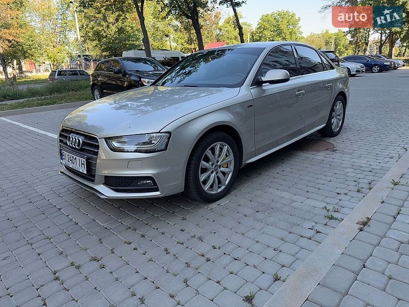 Седан Audi A4 2014 в Полтаве