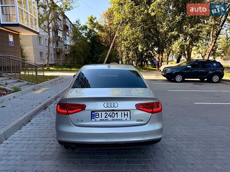 Седан Audi A4 2014 в Полтаве