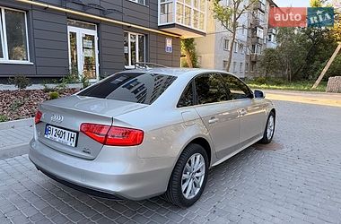Седан Audi A4 2014 в Полтаве