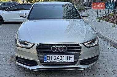 Седан Audi A4 2014 в Полтаве