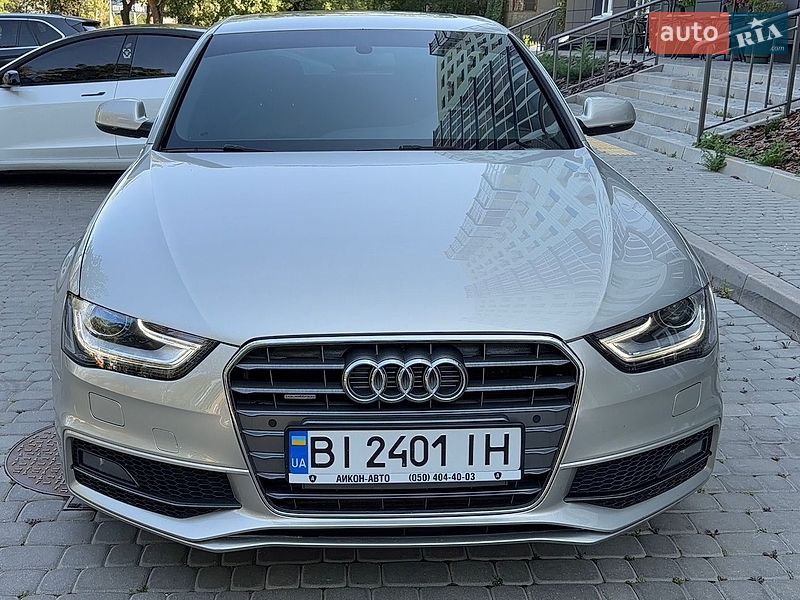 Седан Audi A4 2014 в Полтаве
