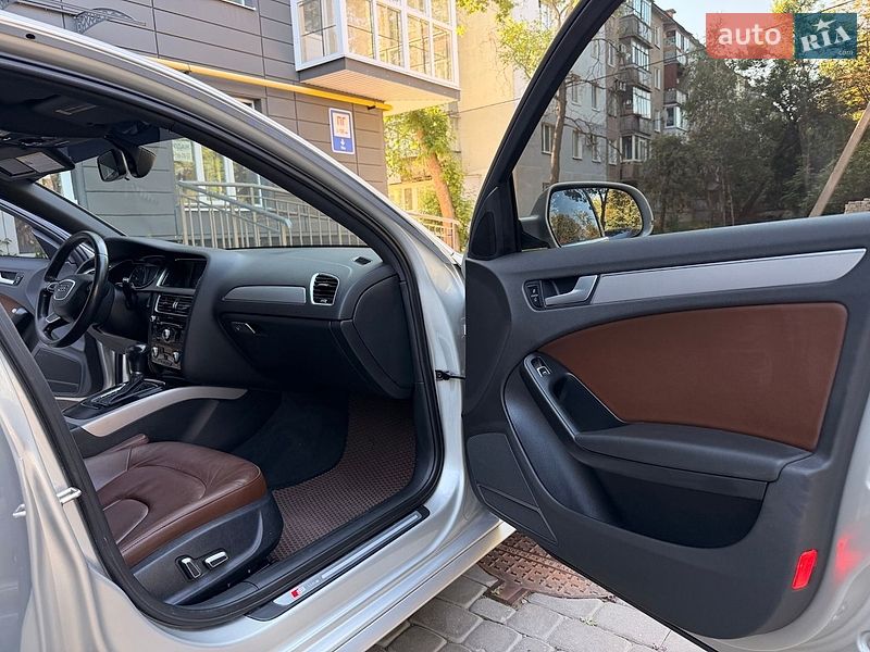 Седан Audi A4 2014 в Полтаве